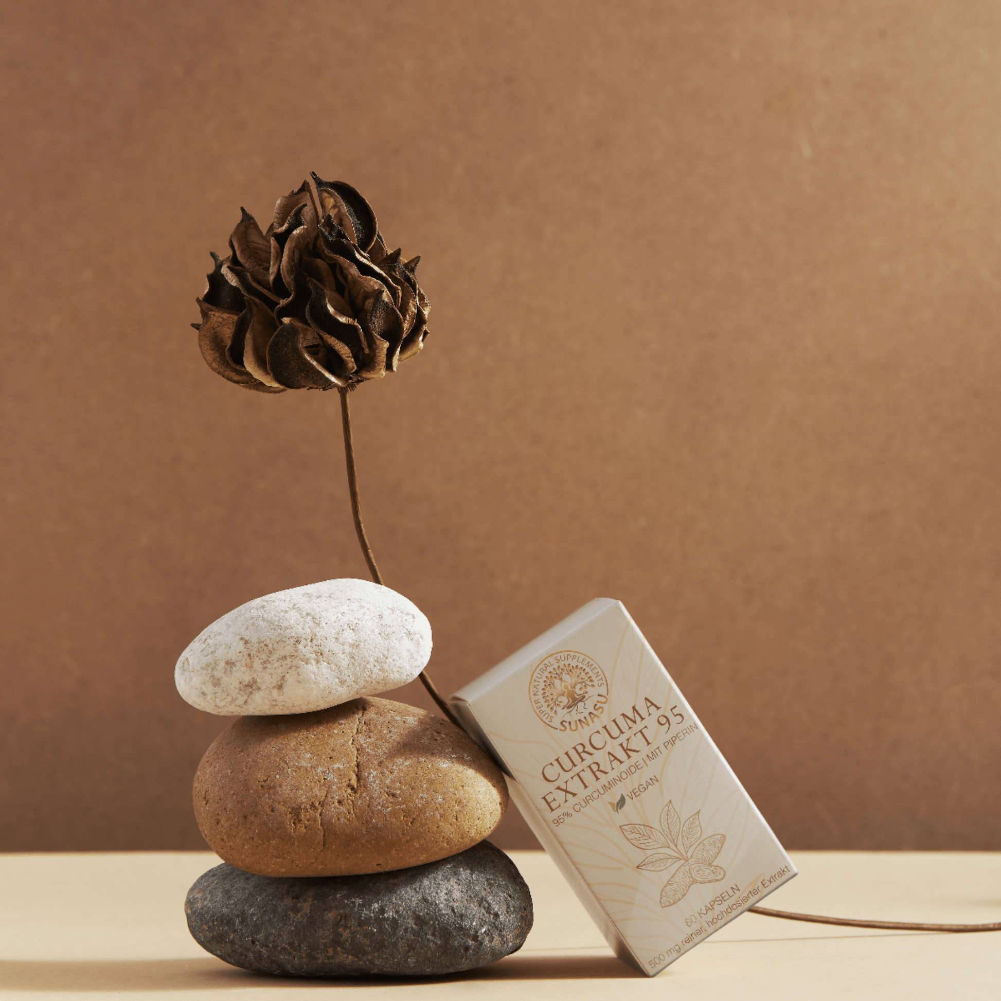 Curcuma - Extrakt 95 % + Piperin - Extrakt - 60 Kapseln - SUNASU Premium Shilajit und Nahrungsergänzungsmittel für mehr Vitalität und Energie